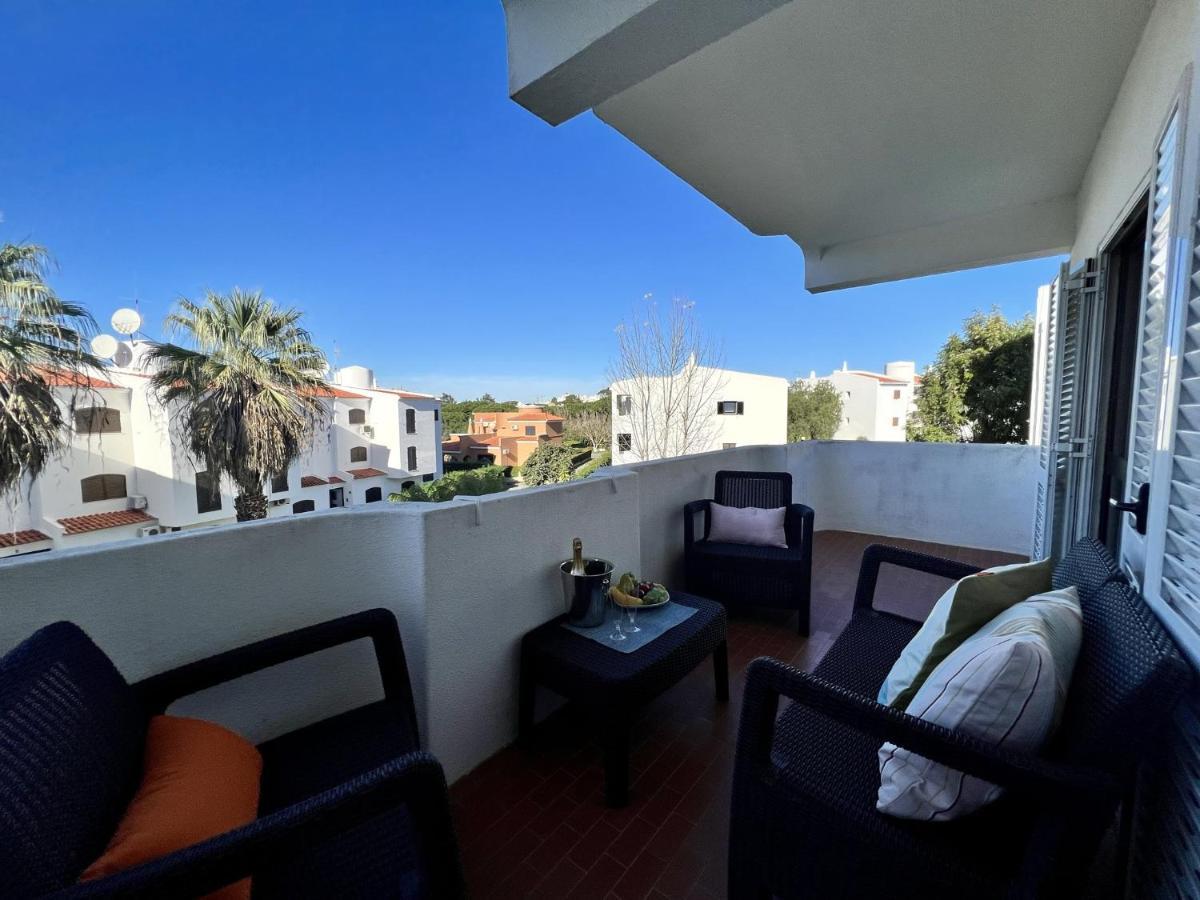 Apartmán Vilamoura Cosy 4 With Pool By Homing Exteriér fotografie